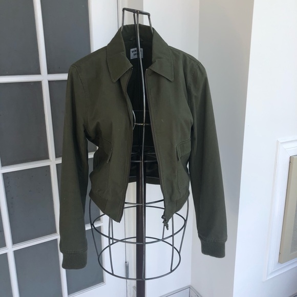 Aritzia Army Green Utility Jacket - Picture 6 of 9